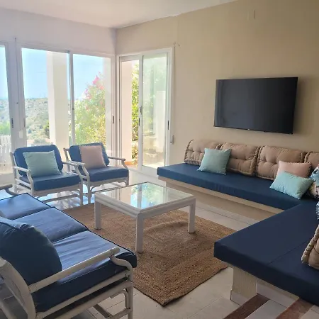 El Mirador Apartment