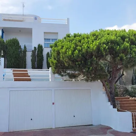 El Mirador Apartment *